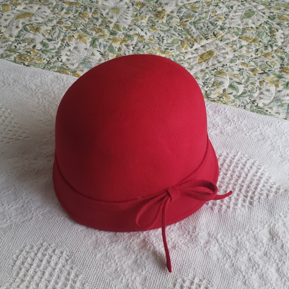 Red wool felt bucket hat